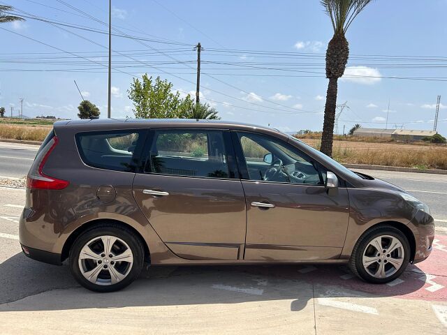 RENAULT GRAND SCENIC DYNAMIQUE 1.5 DCI SPANISH LHD IN SPAIN 105000 MILES 2010
